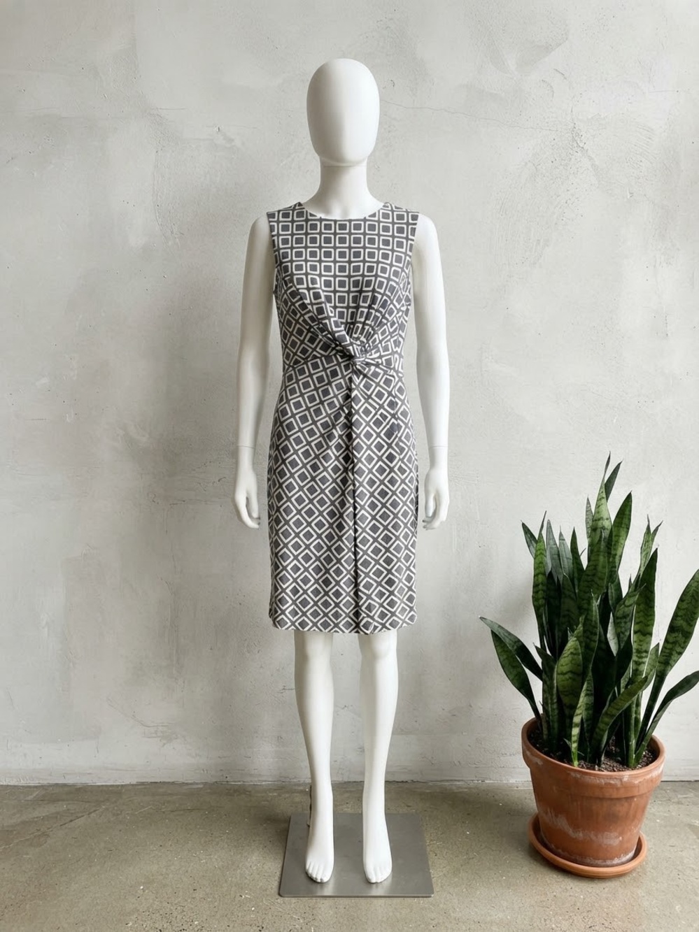 Ralph Lauren Gray Diamond Knot-Front Sheath Dress